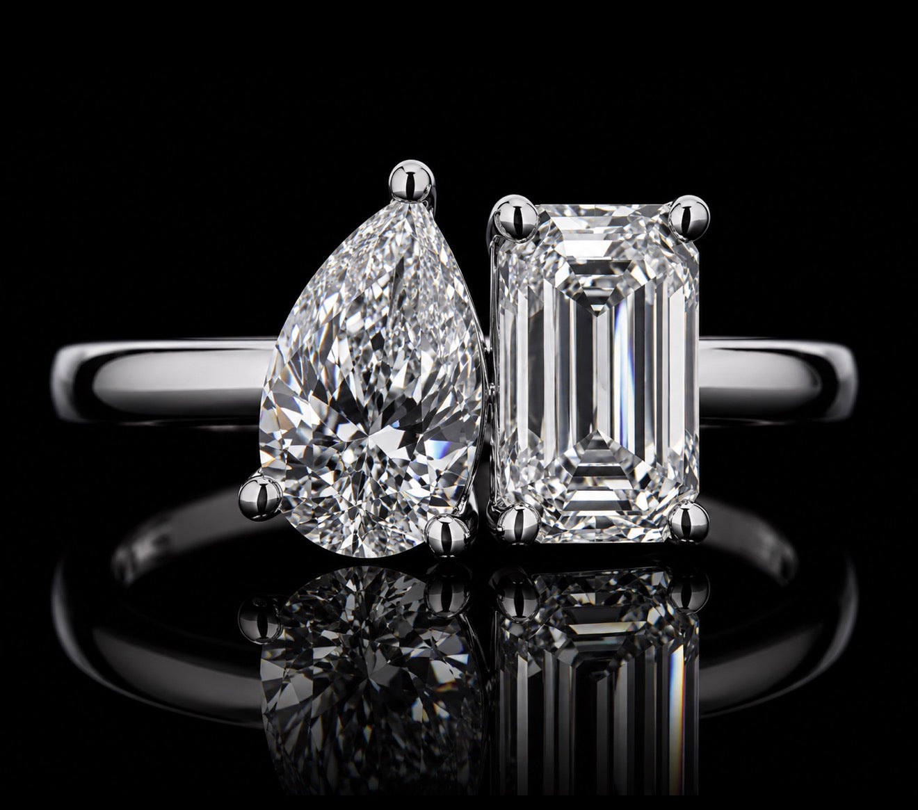 Pear & Emerald Cut Toi et Moi Ring