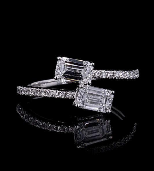 Double Emerald-Cut Diamond Toi et Moi Ring