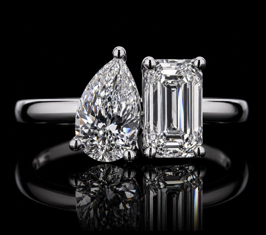 Pear & Emerald Cut Toi et Moi Ring